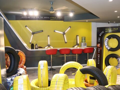 The Tire Balancing Dilemma: A Woman's Experience at Walmart with Her Kia